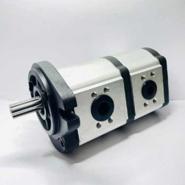 پمپ فرمان و ترمز بیل لاستیکی هیوندای RW170-7